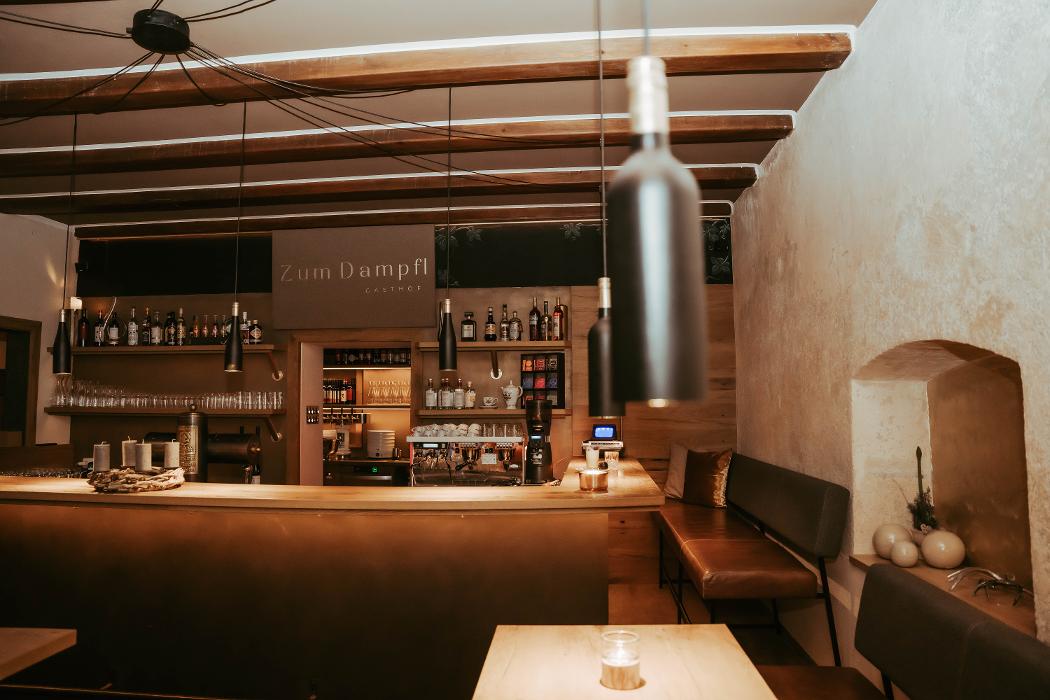 Restaurant - Zum Dampfl, Hauptplatz in St. Johann in Tirol