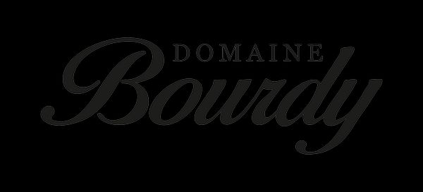 Domaine Laura Bourdy SAS entrepôt et magasin général