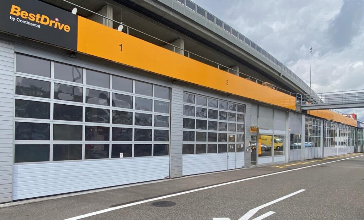 BestDrive Wallisellen, Gewerbehallenstrasse in Wallisellen