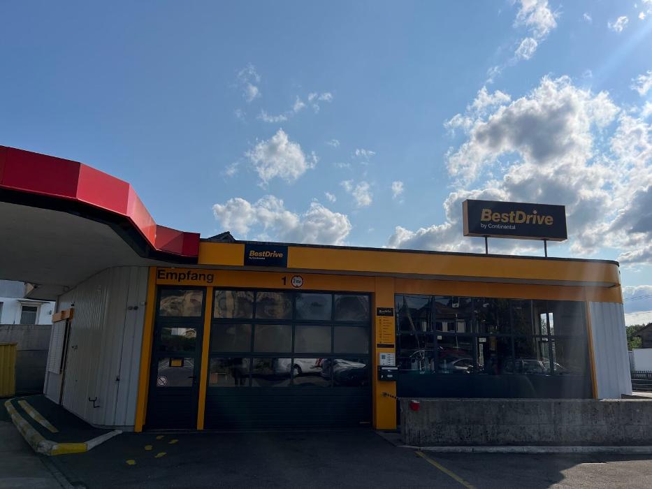 BestDrive Unterentfelden, Quellmattstrasse in Unterentfelden