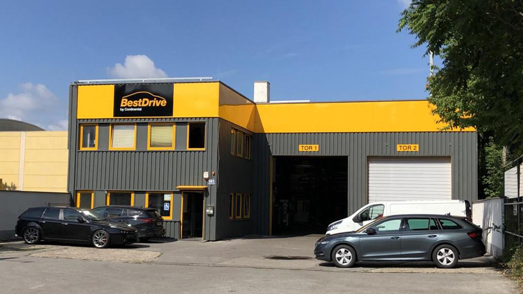 BestDrive Wien Kagran, Wagramer Straße in Wien