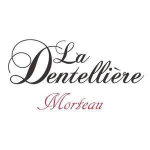 La Dentellière robe et parure de mariée (confection, détail)