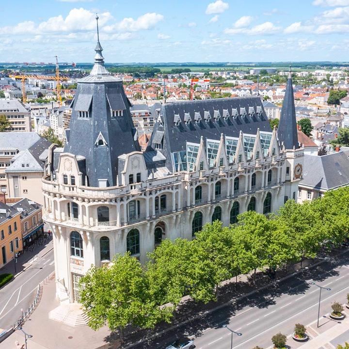 Méd'IAthèque l'Apostrophe Bibliothèque municipale