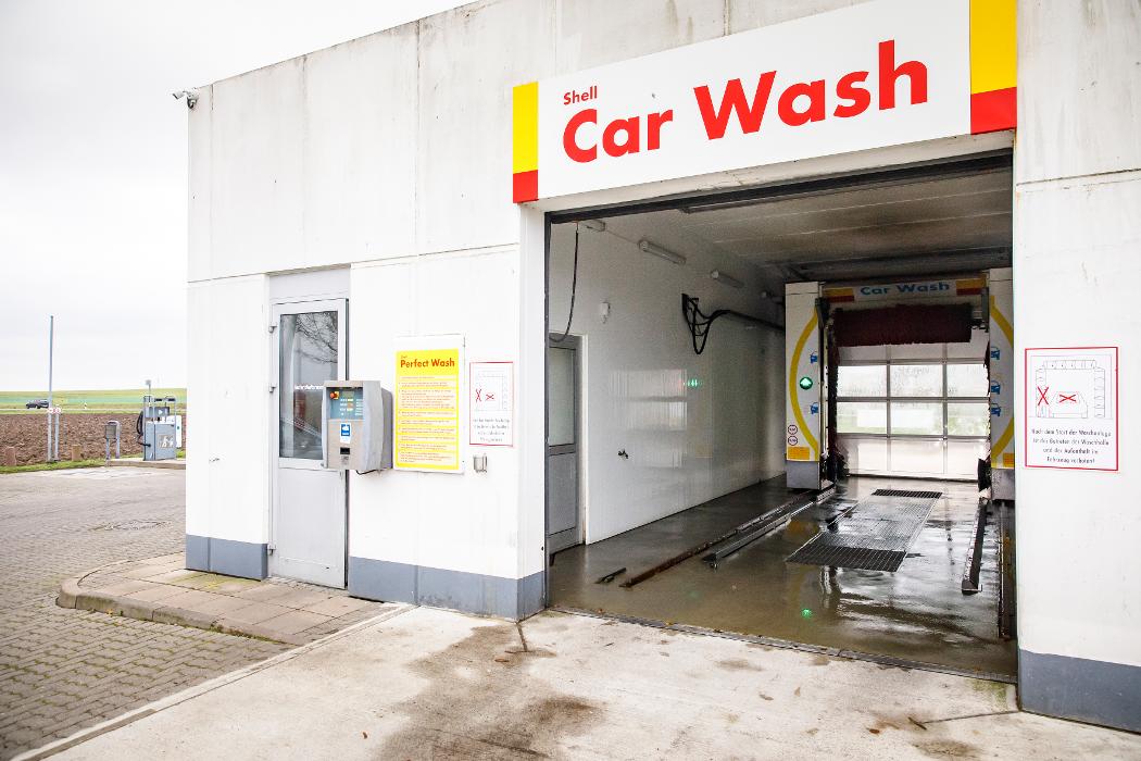 Shell Recharge Charging Station, Cambser Straße in Leezen