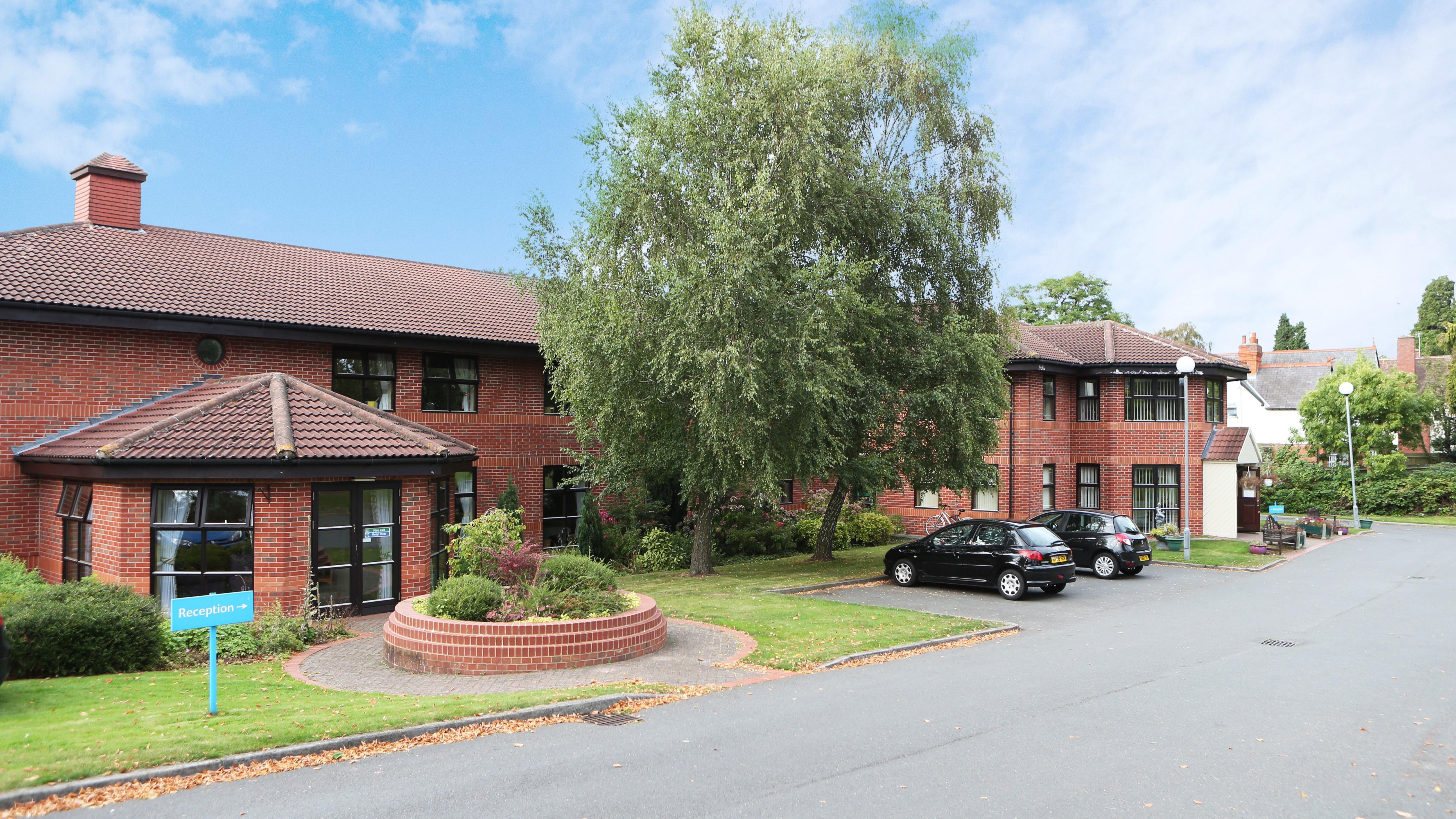 Aylesham Court Care Home - Bupa - Leicester, Leicestershire LE3 3PH - 01162 395599 | ShowMeLocal.com