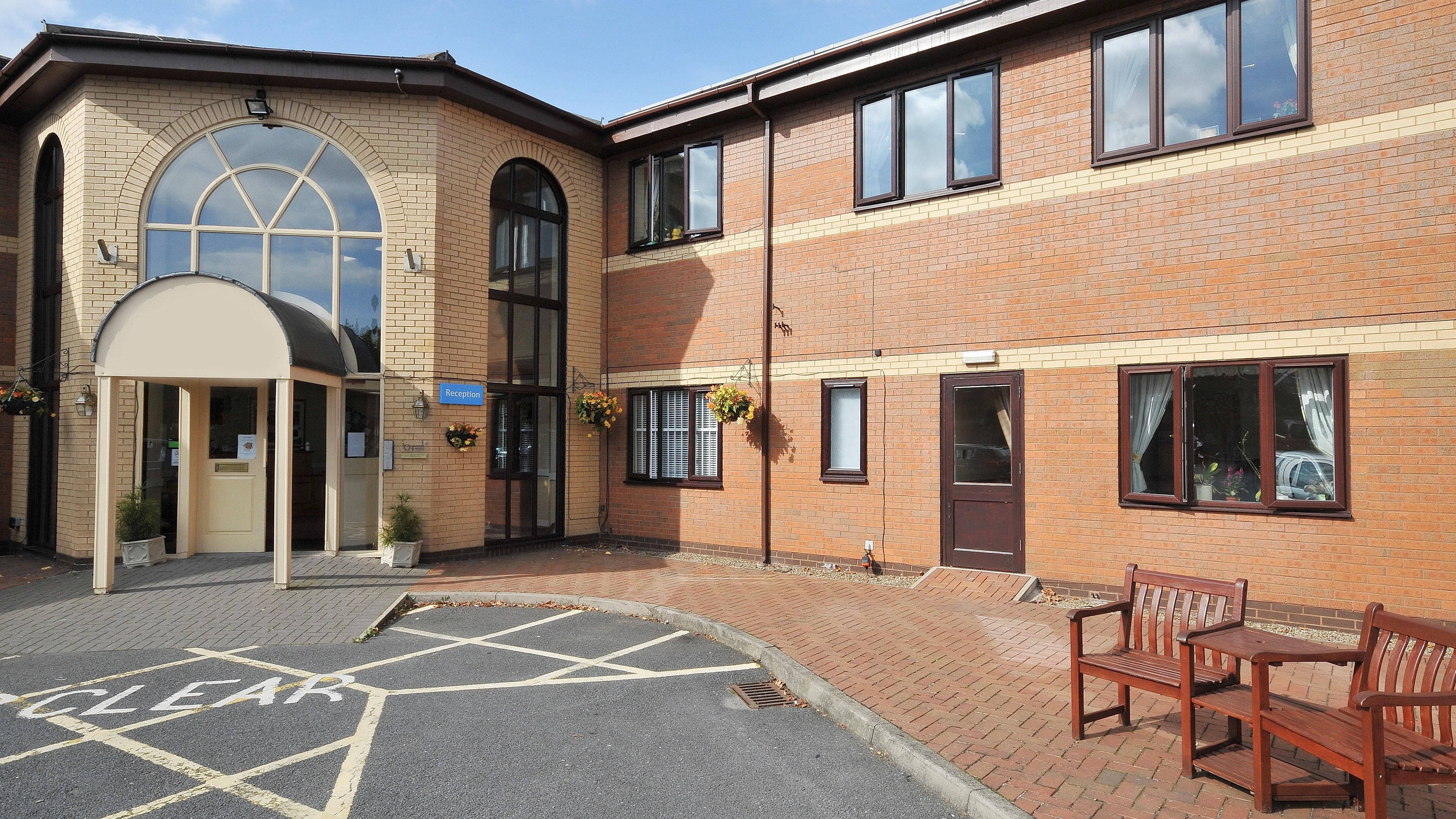 Ashby Court Care Home - Bupa - Ashby-de-la-Zouch, Leicestershire LE65 2PX - 01530 560105 | ShowMeLocal.com