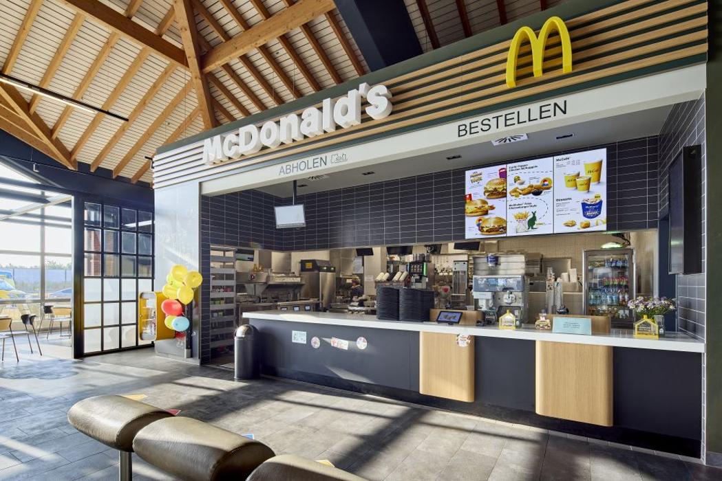 McDonald's, Raststätte Osterfeld West in Meineweh