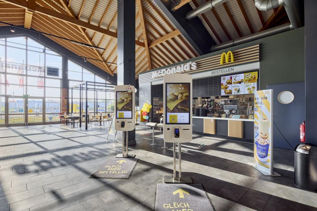 McDonald's, Raststätte Osterfeld West in Meineweh