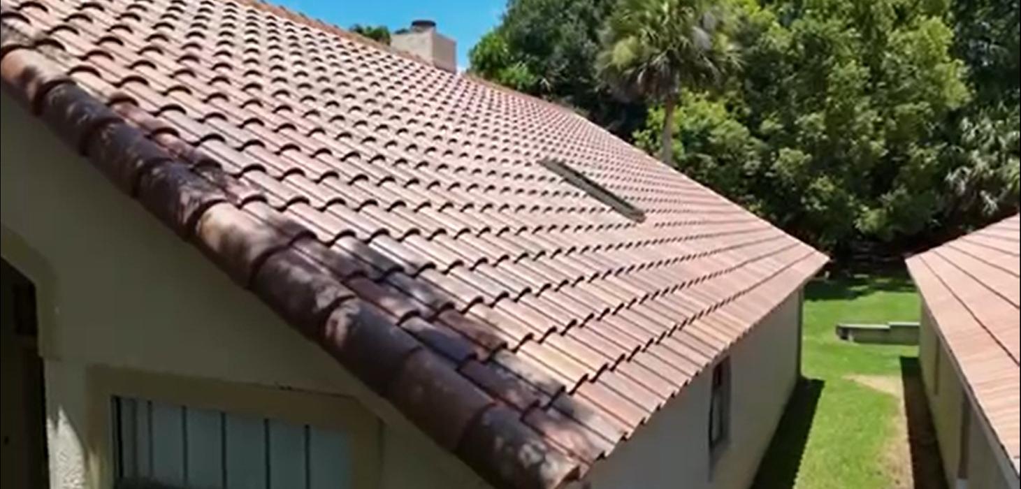 Collis Roofing Image