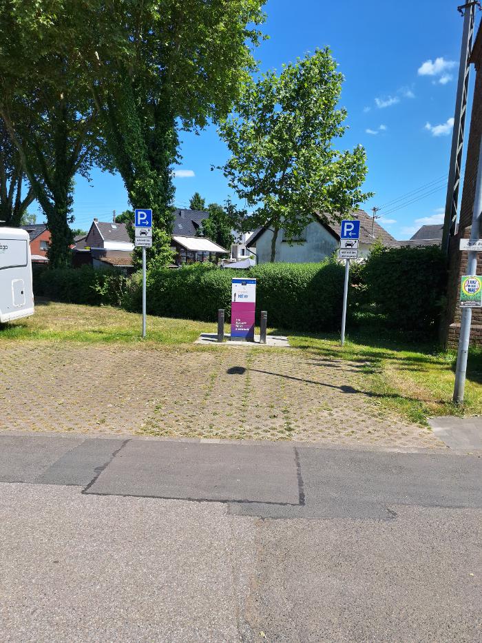 NEW Energie-Ladestation, Auf der Heide in Grevenbroich