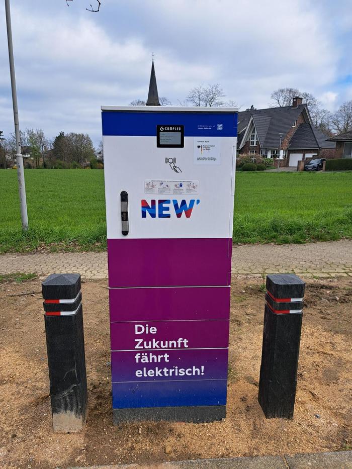 NEW Energie-Ladestation, Dahlacker in Korschenbroich
