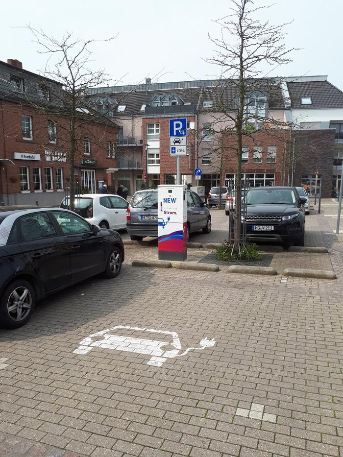 NEW Energie-Ladestation, Konstantinplatz in Mönchengladbach