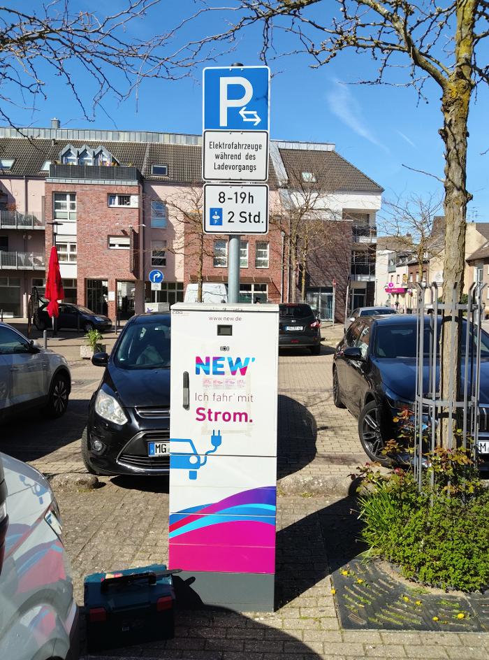 NEW Energie-Ladestation, Konstantinplatz in Mönchengladbach