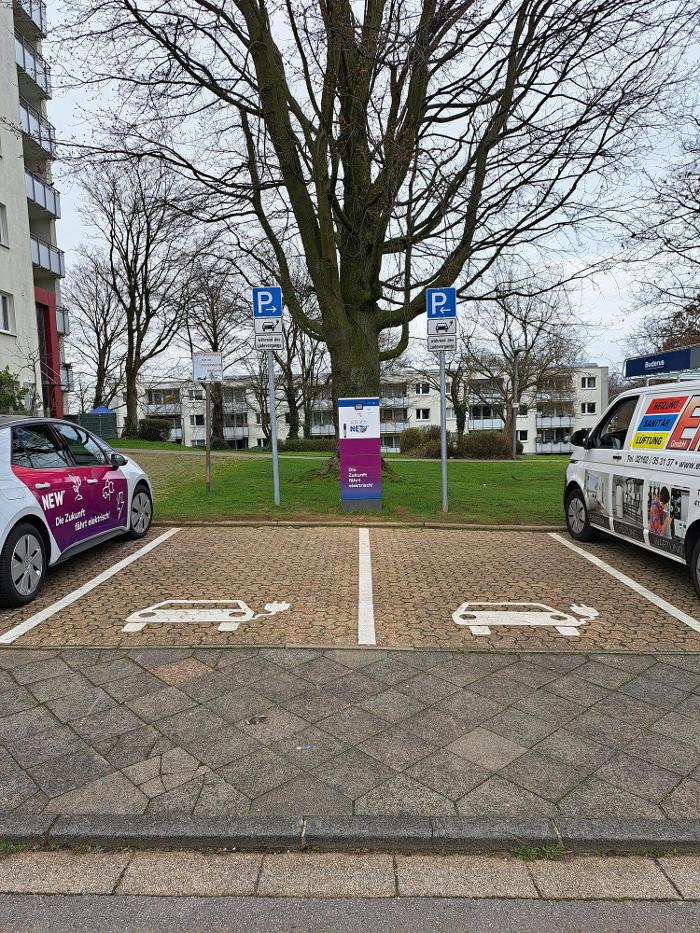 NEW Energie-Ladestation, Gladbacher Straße in Mönchengladbach