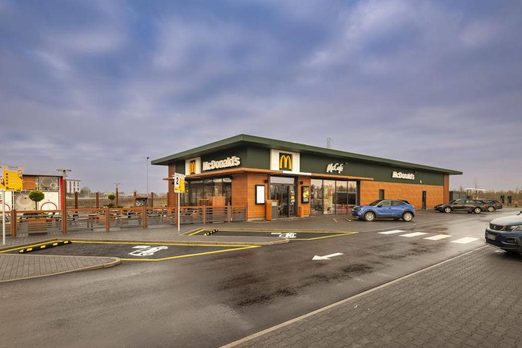 McDonald's, Speedmasterstraße in Steinsfeld