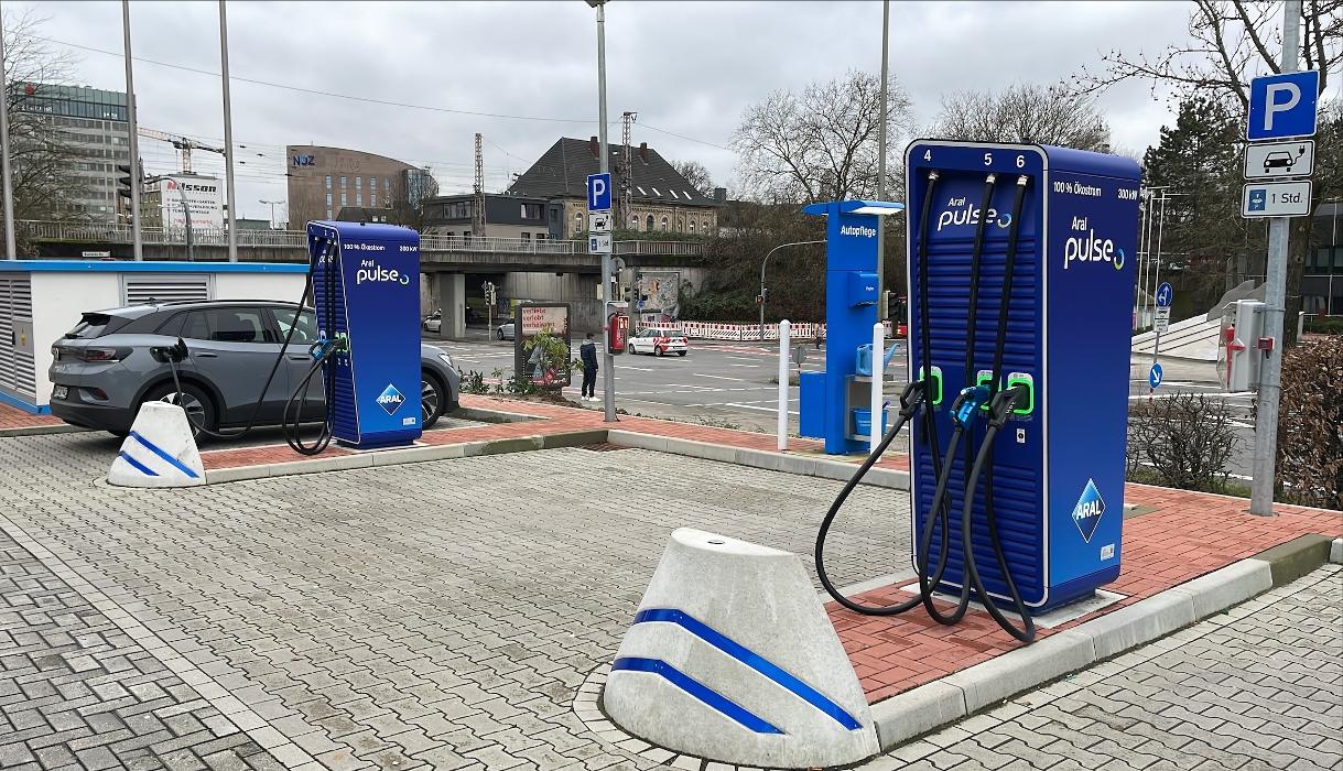 Aral pulse Ladestation, Alte Poststraße in Osnabrück