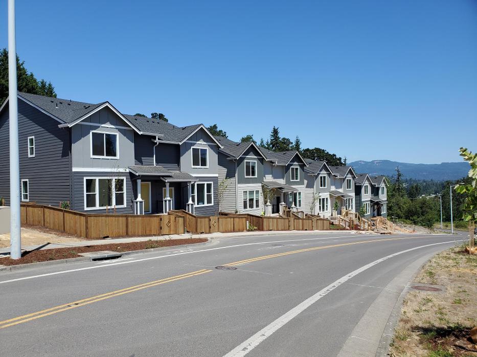 East Mountain by Holt Homes Image