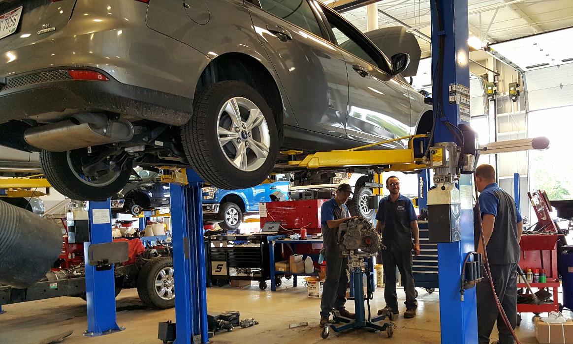 Sharpnack Ford - Willard, OH