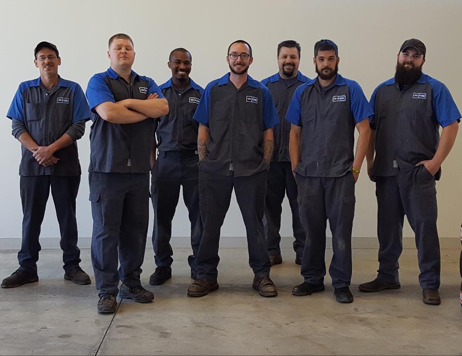 Sharpnack Ford - Willard, OH