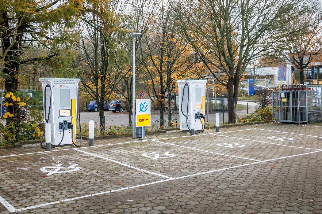 Shell Recharge Charging Station, Rellinger Straße in Pinneberg