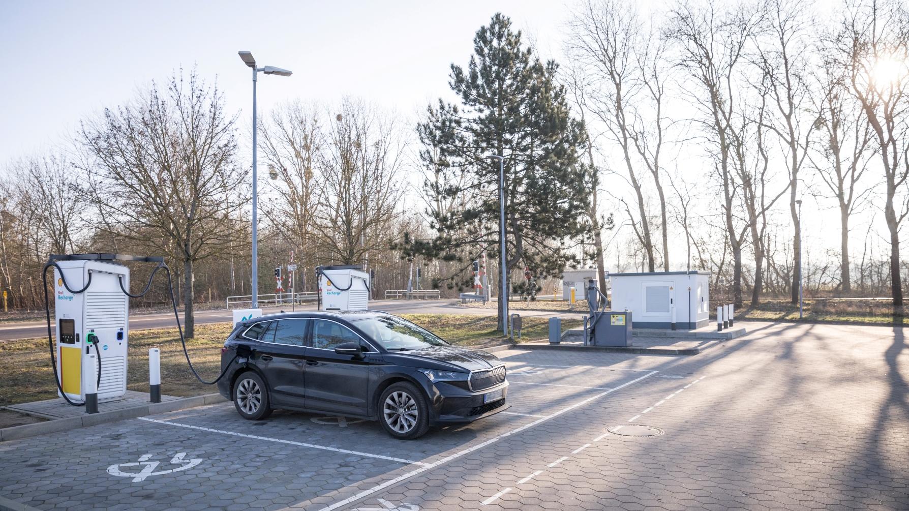 Shell Recharge Charging Station, Zehdenicker Straße in Templin
