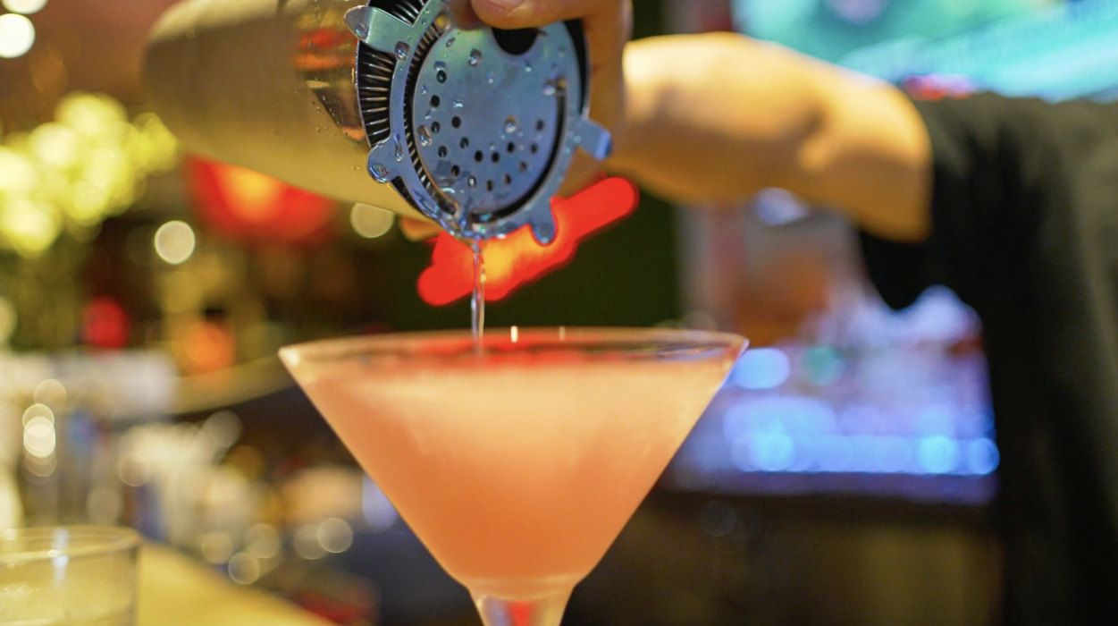 Tropical Chinese Restaurant Logo