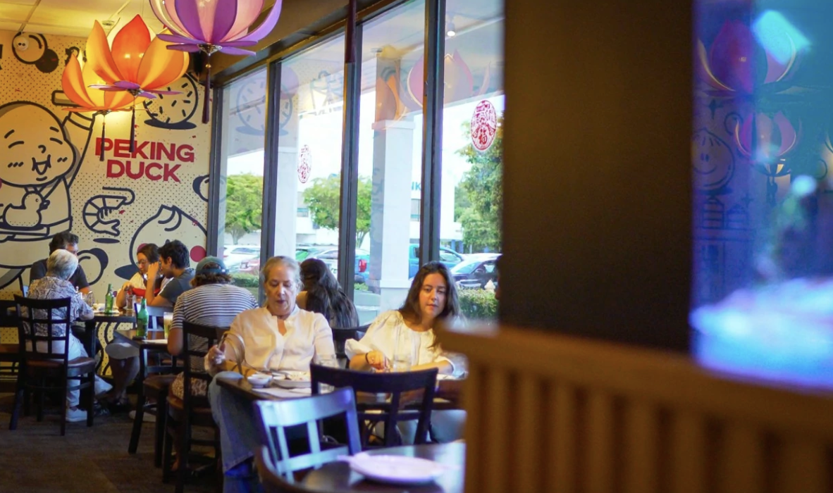 Tropical Chinese Restaurant Image