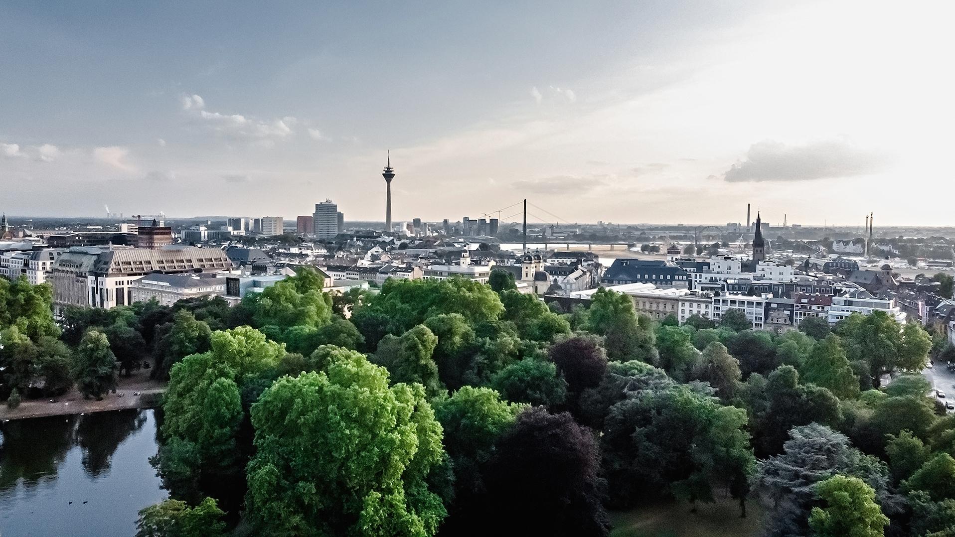 Erste Hausverwaltung Düsseldorf GmbH & Co. KG, Max-Planck-Straße in Erkrath