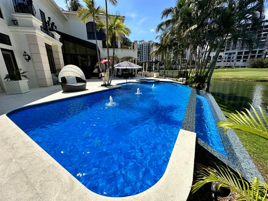 Pyramid Pool Services - Pompano Beach, FL