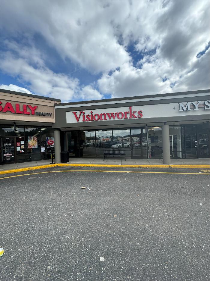 Visionworks Doctors of Optometry Leominster - Leominster, MA
