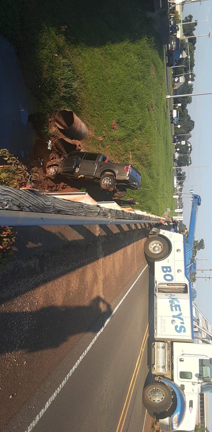 Boo-Key's Wrecker Service - Hessmer, LA