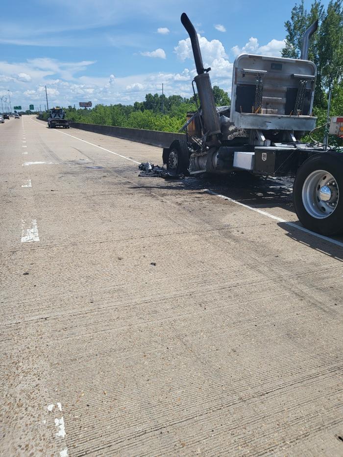 Boo-Key's Wrecker Service - Hessmer, LA