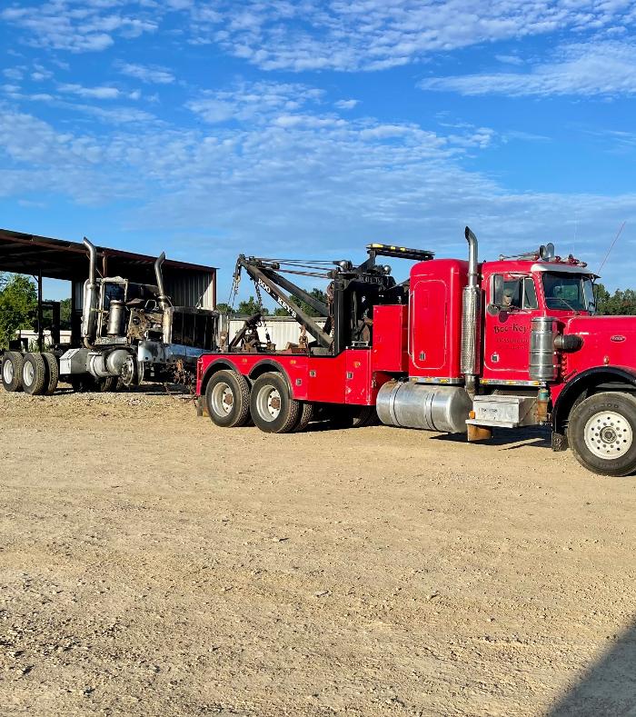 Boo-Key's Wrecker Service - Hessmer, LA