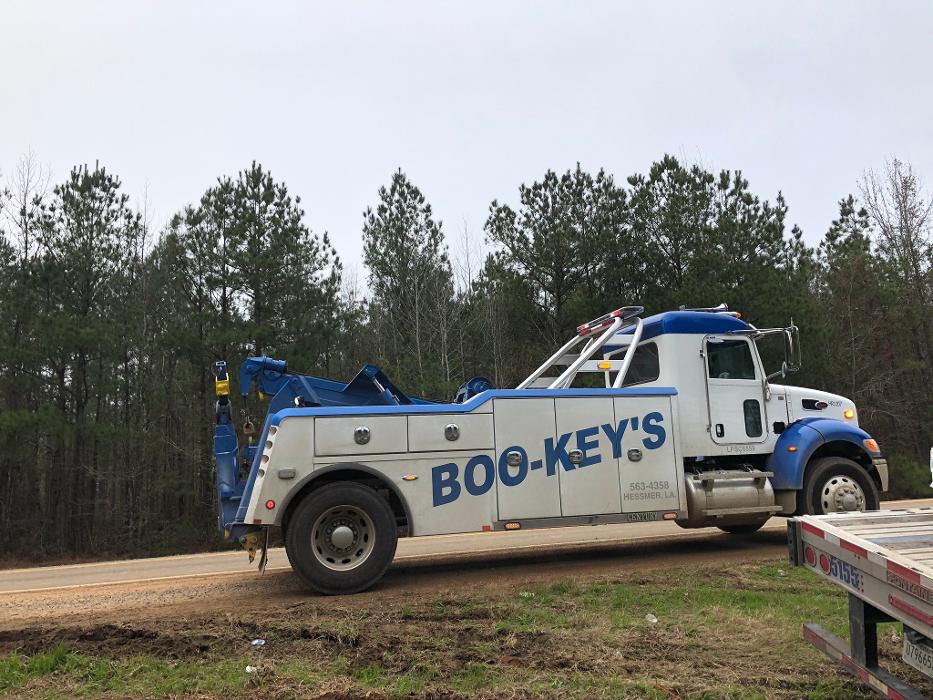 Boo-Key's Wrecker Service - Hessmer, LA