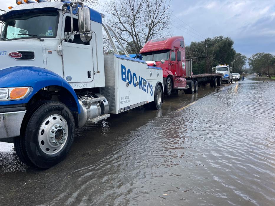 Boo-Key's Wrecker Service - Hessmer, LA