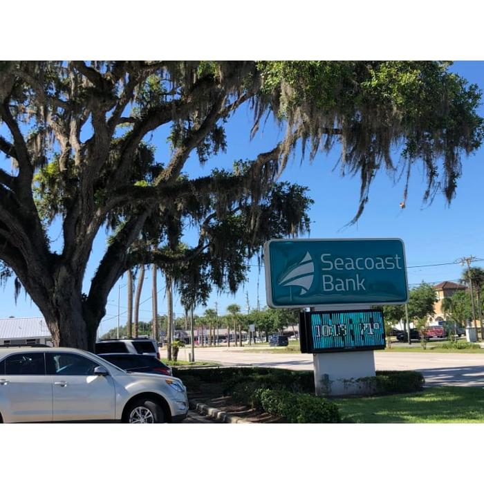 Seacoast Bank Image