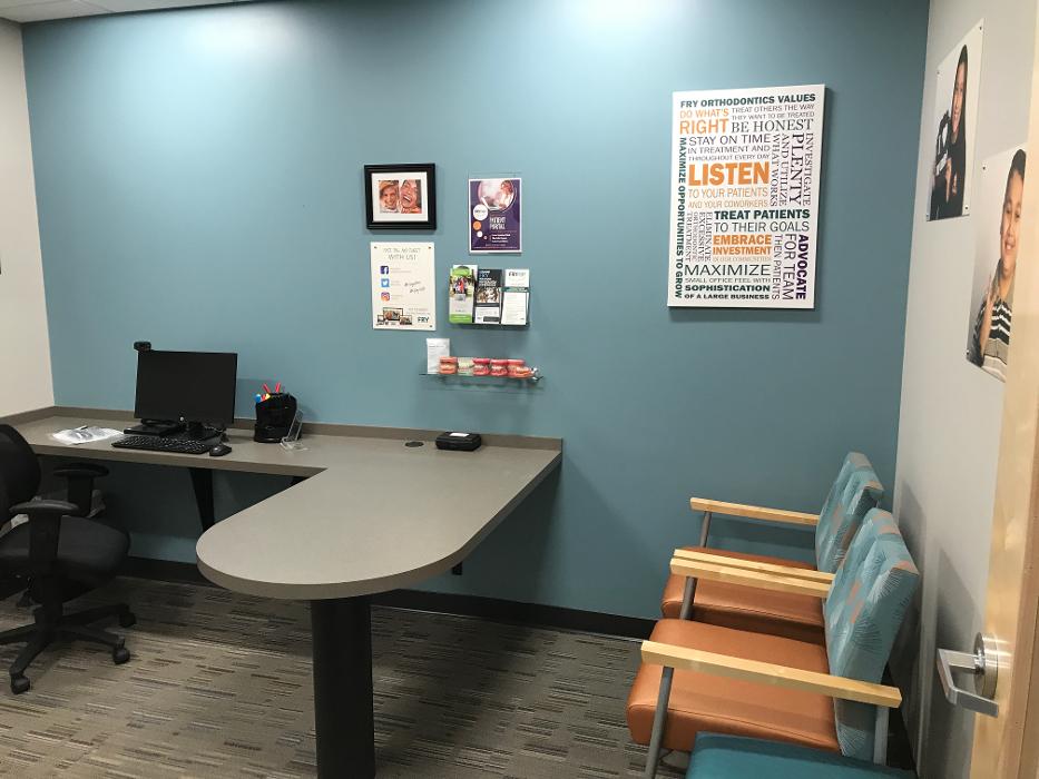 Fry Orthodontic Specialists - Blue Springs, MO