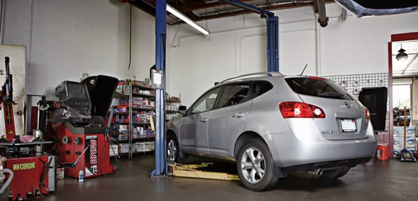 Burbank Tire Pros Image