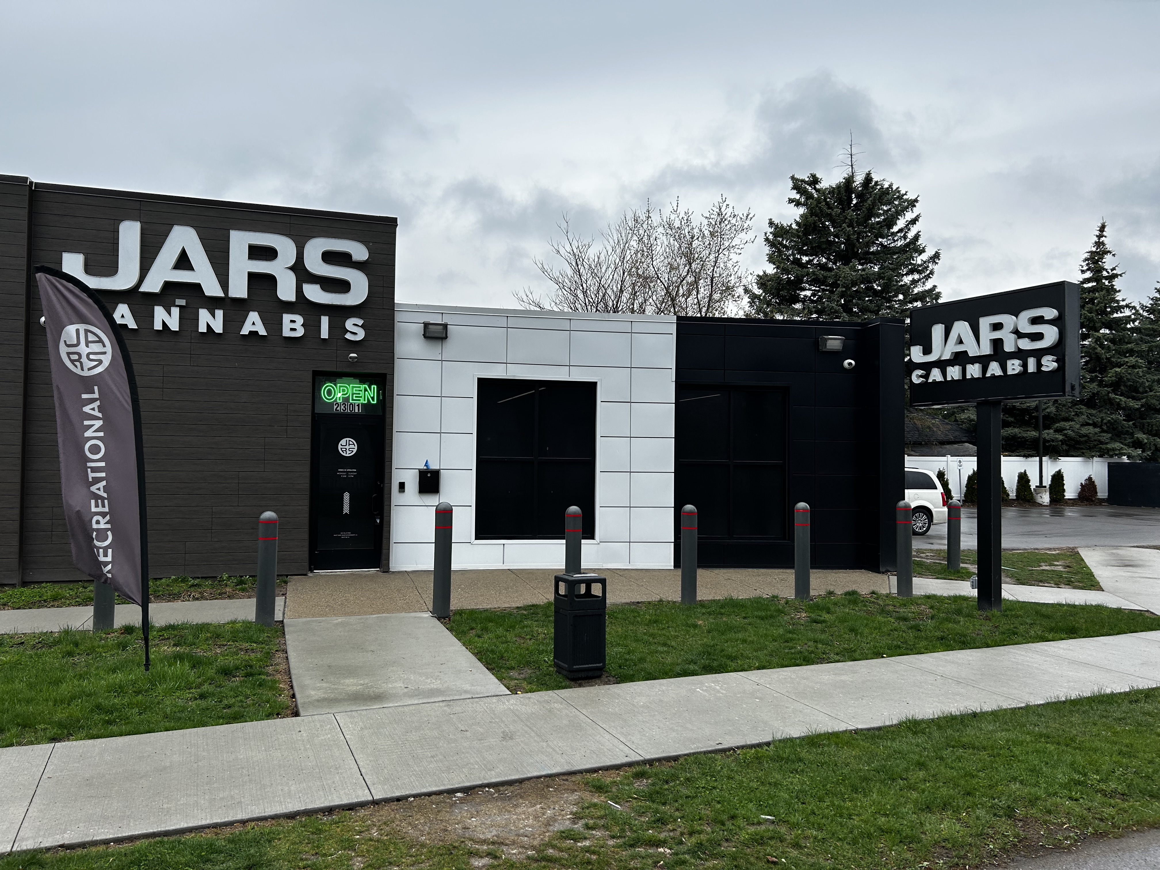 Image 2 | JARS Cannabis - Saginaw