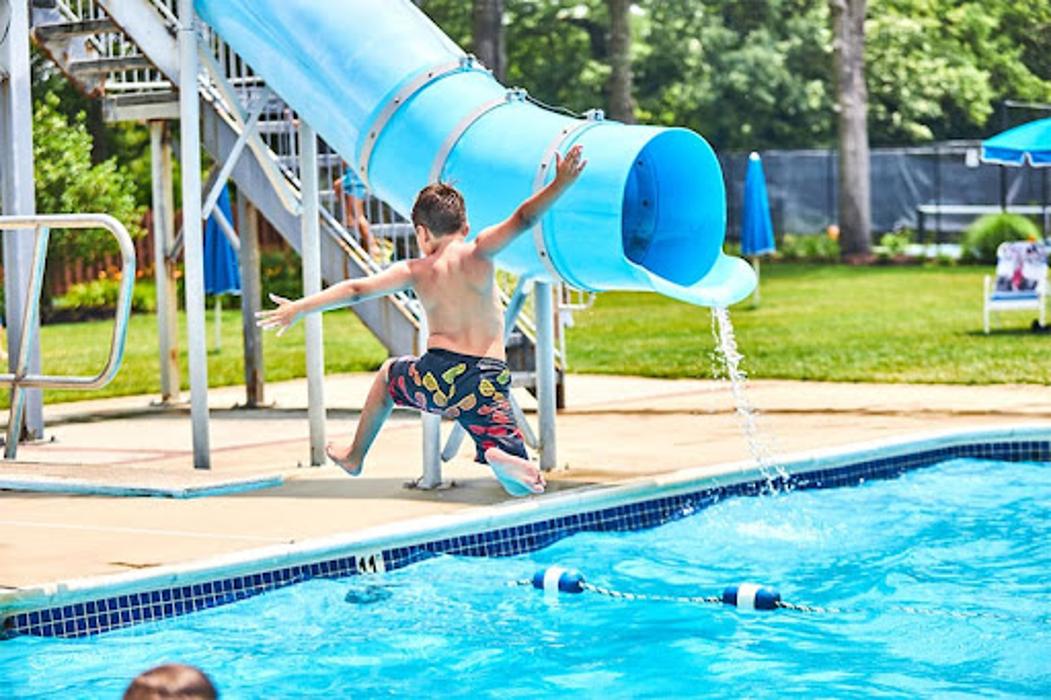 Chartwell Family Oasis Swim Club - Marlton, NJ