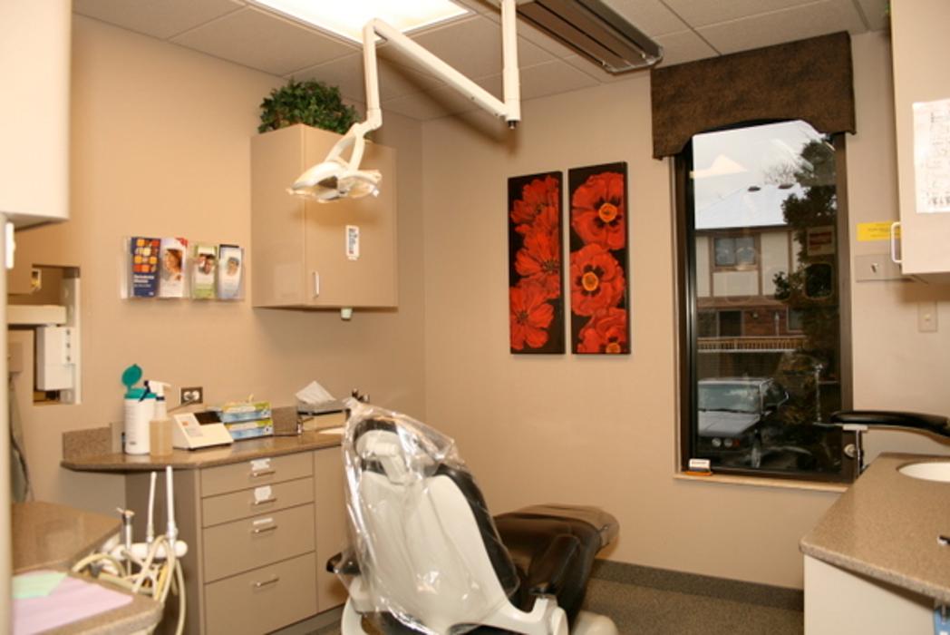Bright Side Dental Image