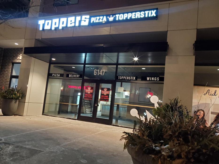 Toppers Pizza Image
