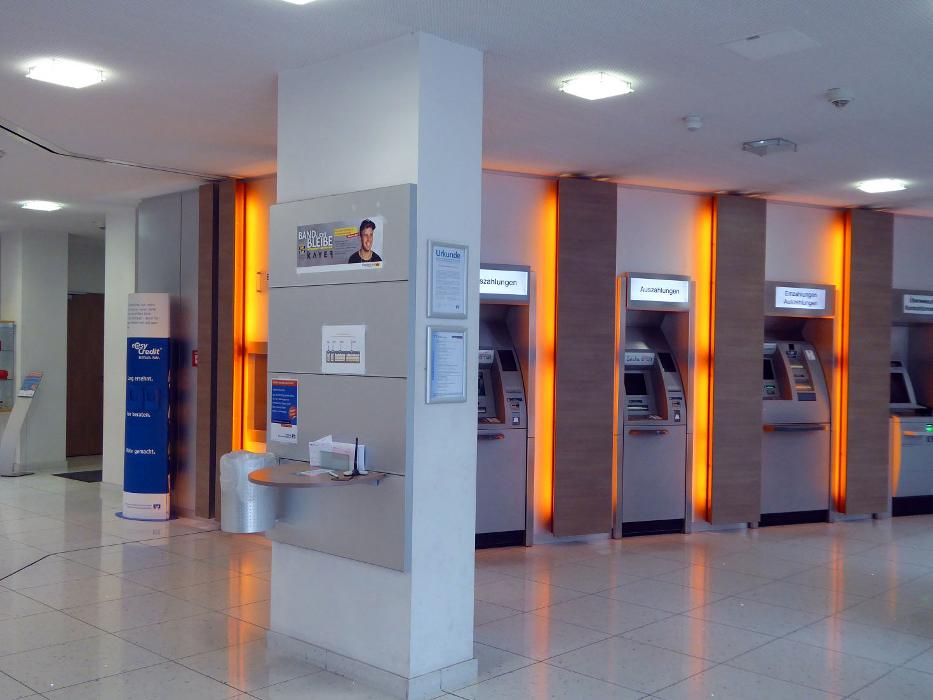 Volksbank Rhein-Lahn-Limburg eG Hauptgeschäftsstelle Limburg, Werner-Senger-Straße in Limburg an der Lahn