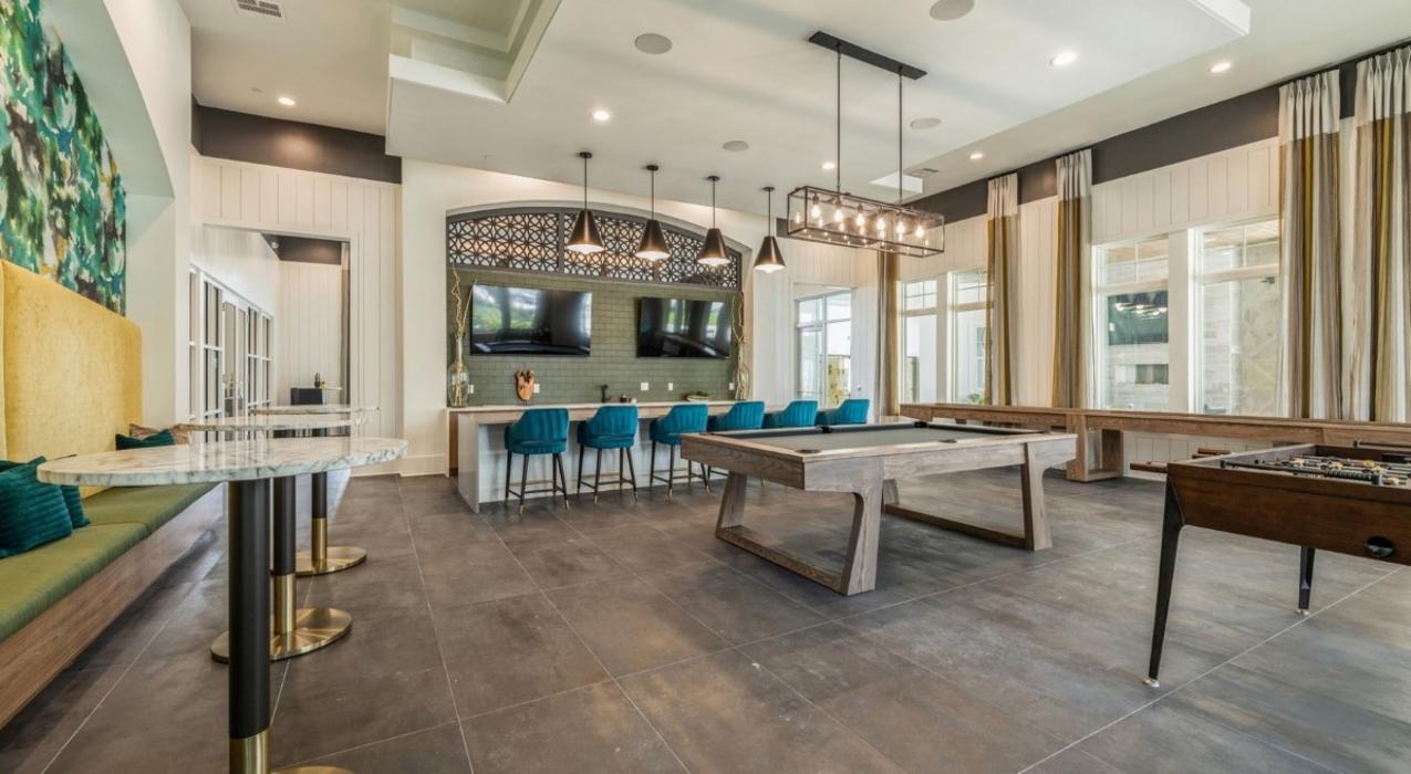 Baibnridge Avenues Walk - Jacksonville, FL