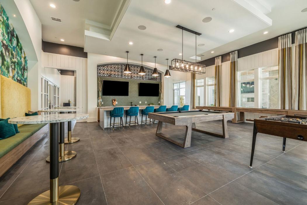 Baibnridge Avenues Walk - Jacksonville, FL