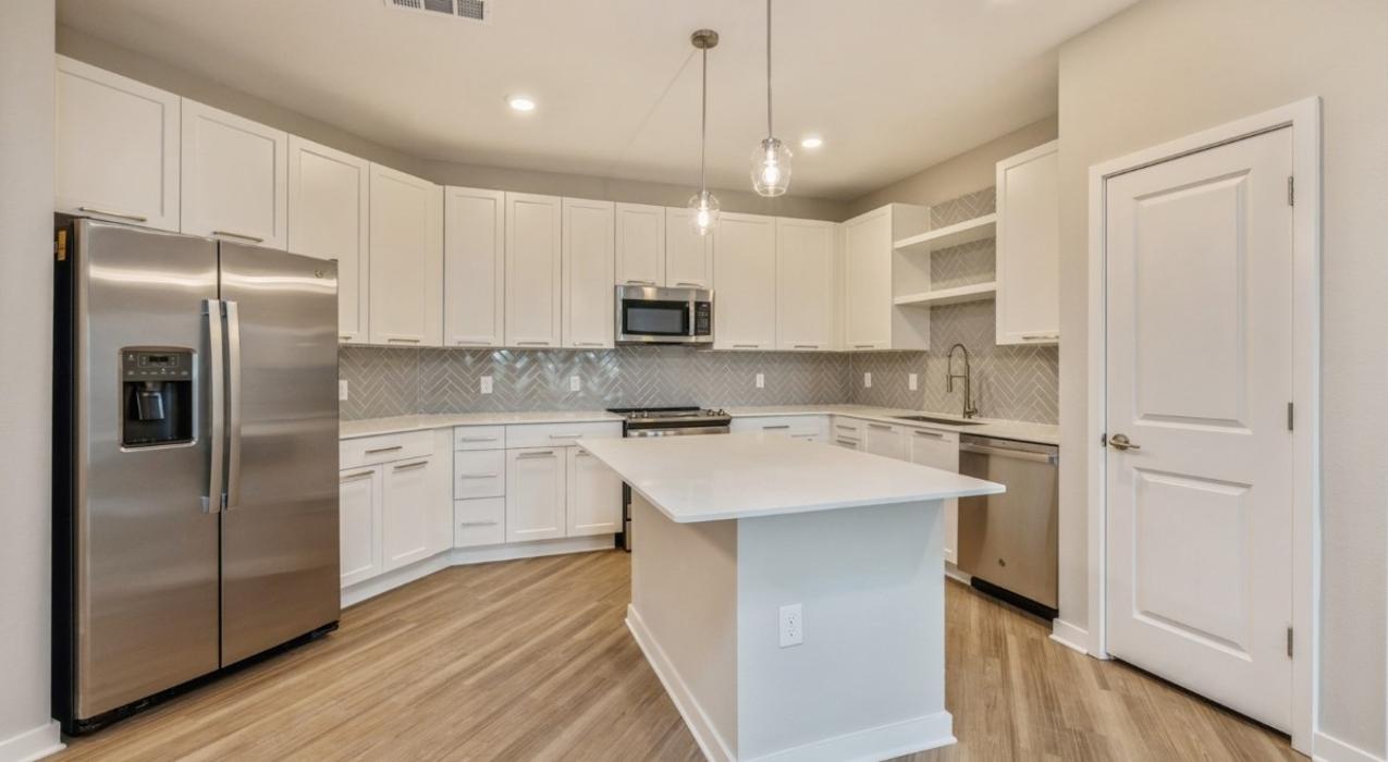 Baibnridge Avenues Walk - Jacksonville, FL