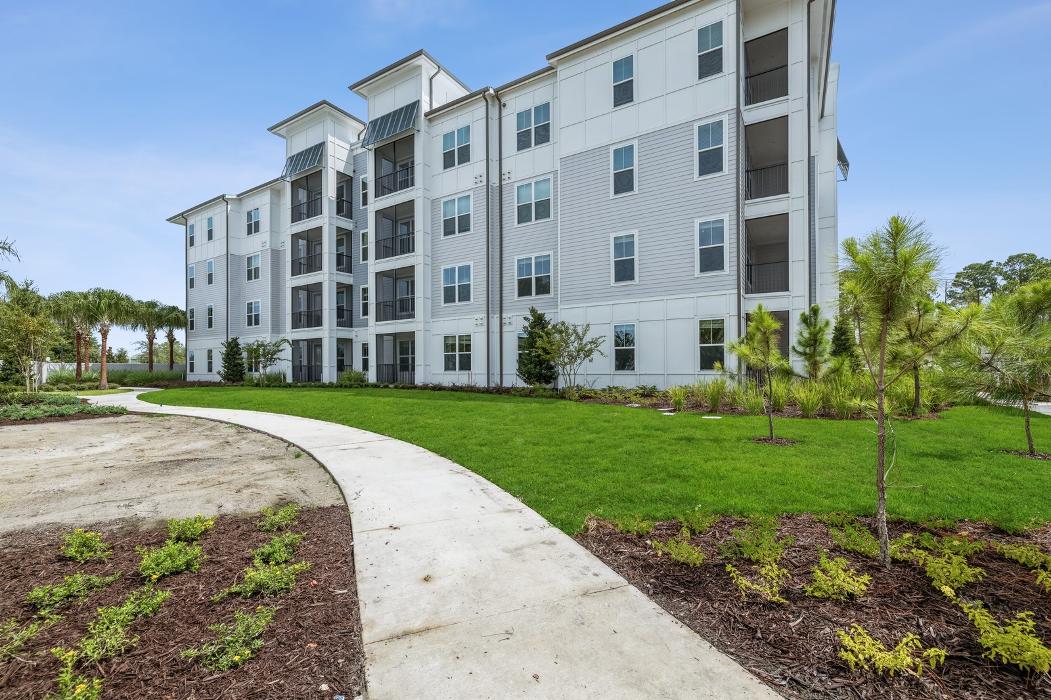 Baibnridge Avenues Walk - Jacksonville, FL