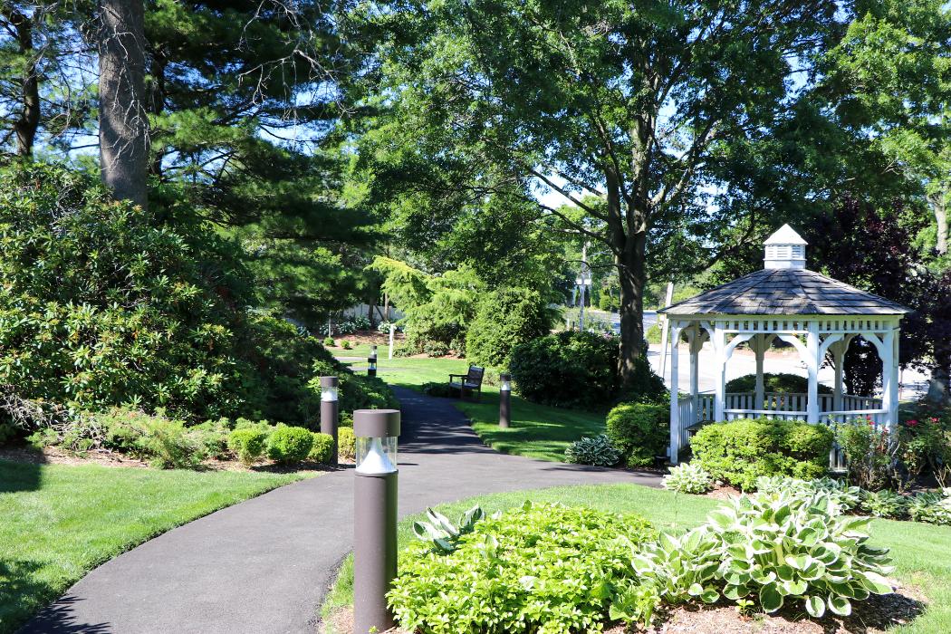 The Residences at Plainview by Chelsea Senior Living - Plainview, NY