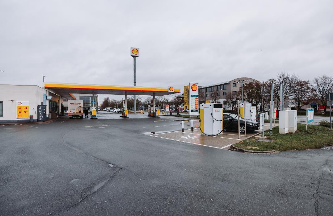 Shell Recharge Charging Station, Äußere Nürnberger Straße in Forchheim