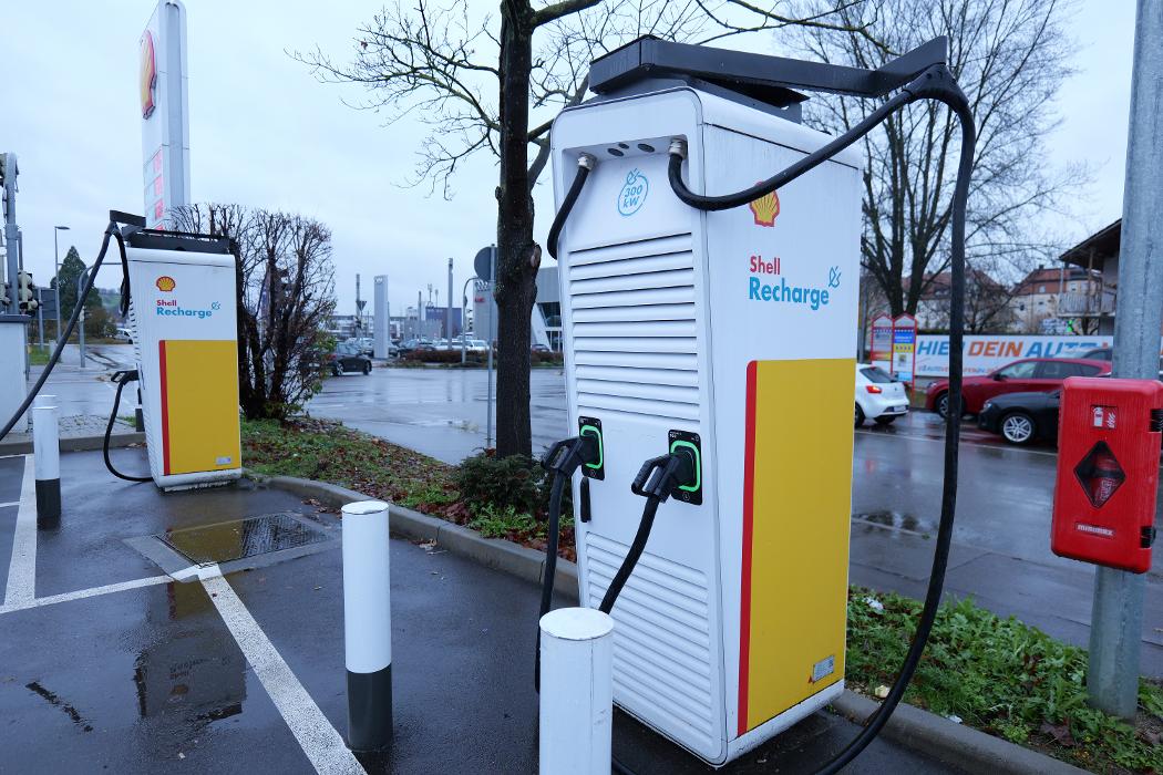 Shell Recharge Charging Station, Heininger Straße in Göppingen